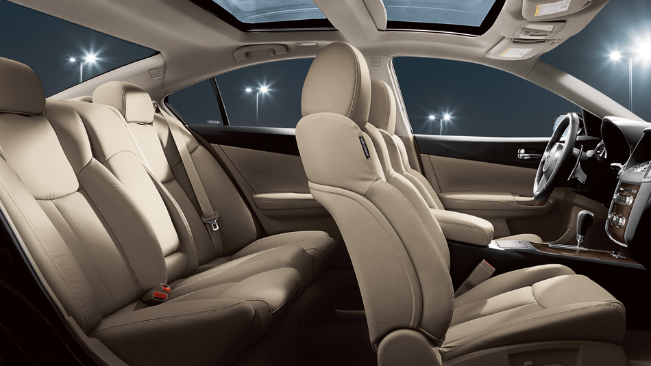 http://tarros.3dn.ru/cursed/David/sobstv/nissan-maxima-3.jpg